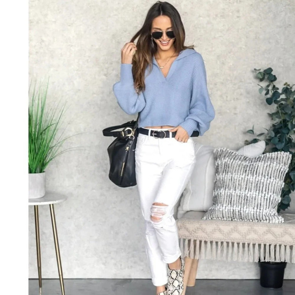 Blu Pepper Collar Knit V Neck  Sweater Blue Size Small - Picture 2 of 7